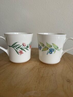 Vintage Corelle My Garden Corningware Floral Coffee Mugs Set of 2